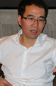 倪飞<span>努比亚总经理</span>