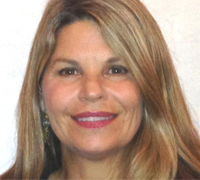 <i class='i1'></i>Cindy Compert