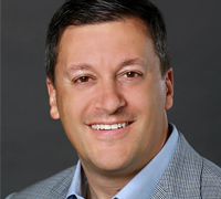 <i class='i2'></i>Dr. Edward Amoroso
