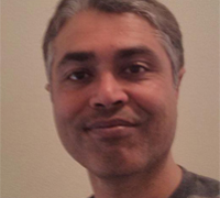 <i class='i2'></i>Manish Dave