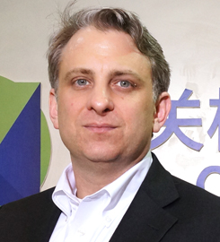 iRobot Glen Weinstein�����²���Ӳ����