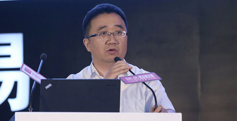 加一口老总_咬一口的苹果图片(3)